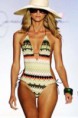 /album/galeria-de-fotos-moda-praia/maio-moda-praia-jpg/